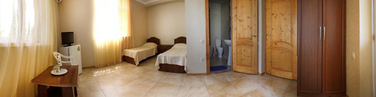 Hotel Kiparis ปิซุนดา ภายนอก รูปภาพ